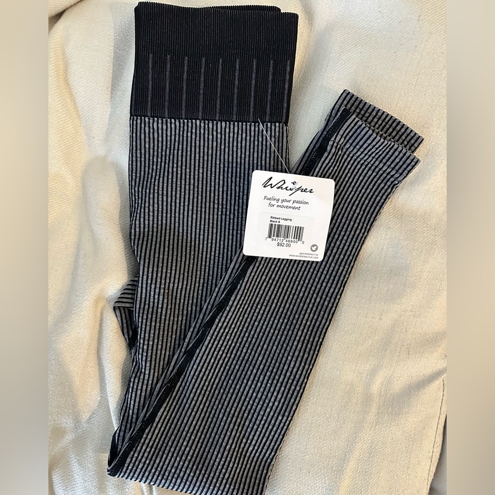 NWT Whisper Active Ribbed Black and Grey Leggings in Size Small